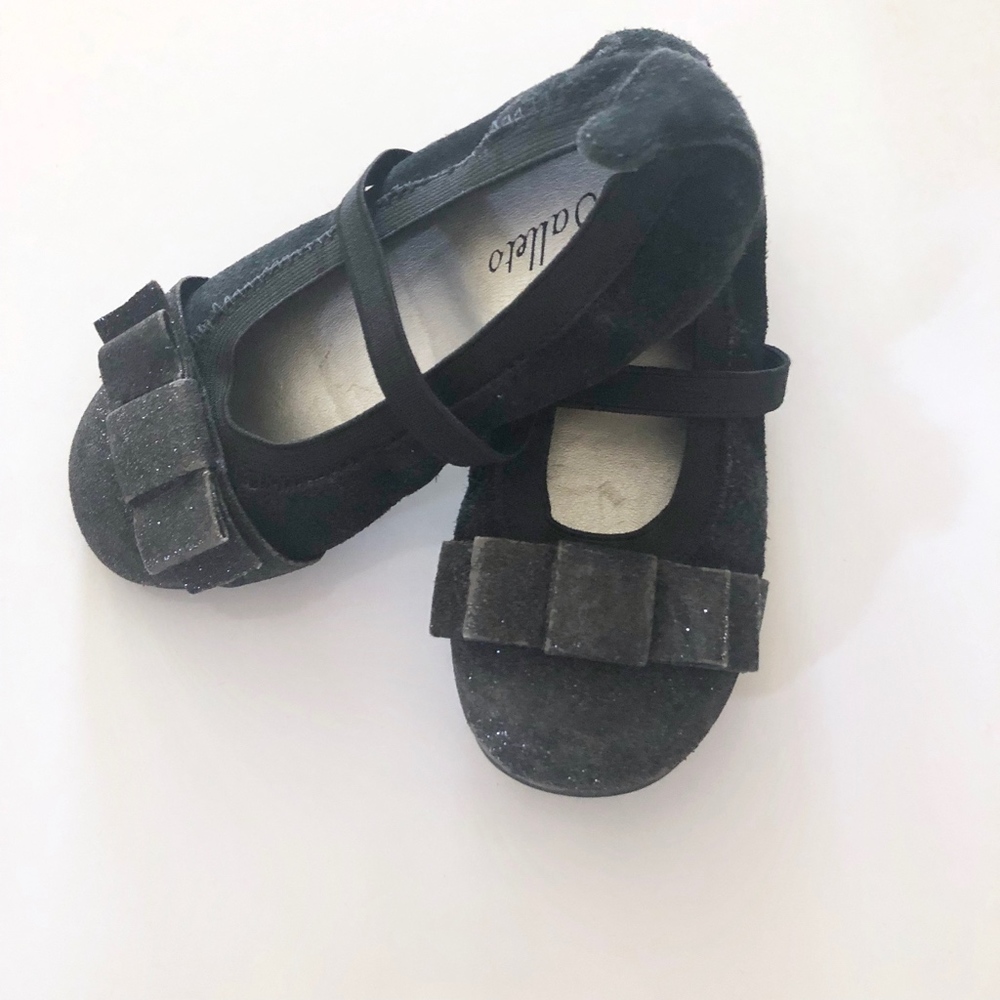Girls Balleto Black Bow Shoes 8
